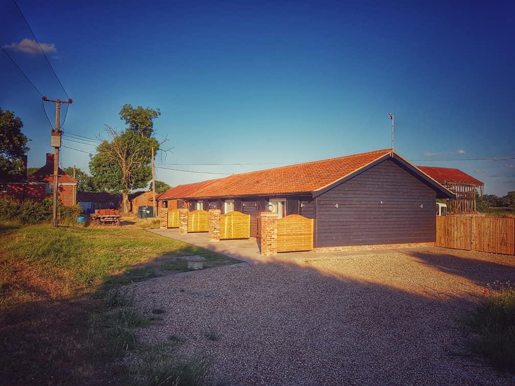 Plumptons Farm Holiday Lodges Colchester Exteriör bild